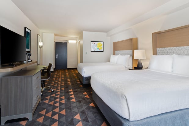 Images Holiday Inn & Suites Across From Universal Orlando by IHG