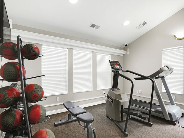 Images Reserve at Easton