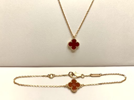 Images KOMEHYO (コメ兵)買取センター神戸阪急