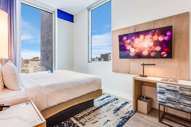 Images SERENA Hotel Aventura Miami, Tapestry Collection by Hilton
