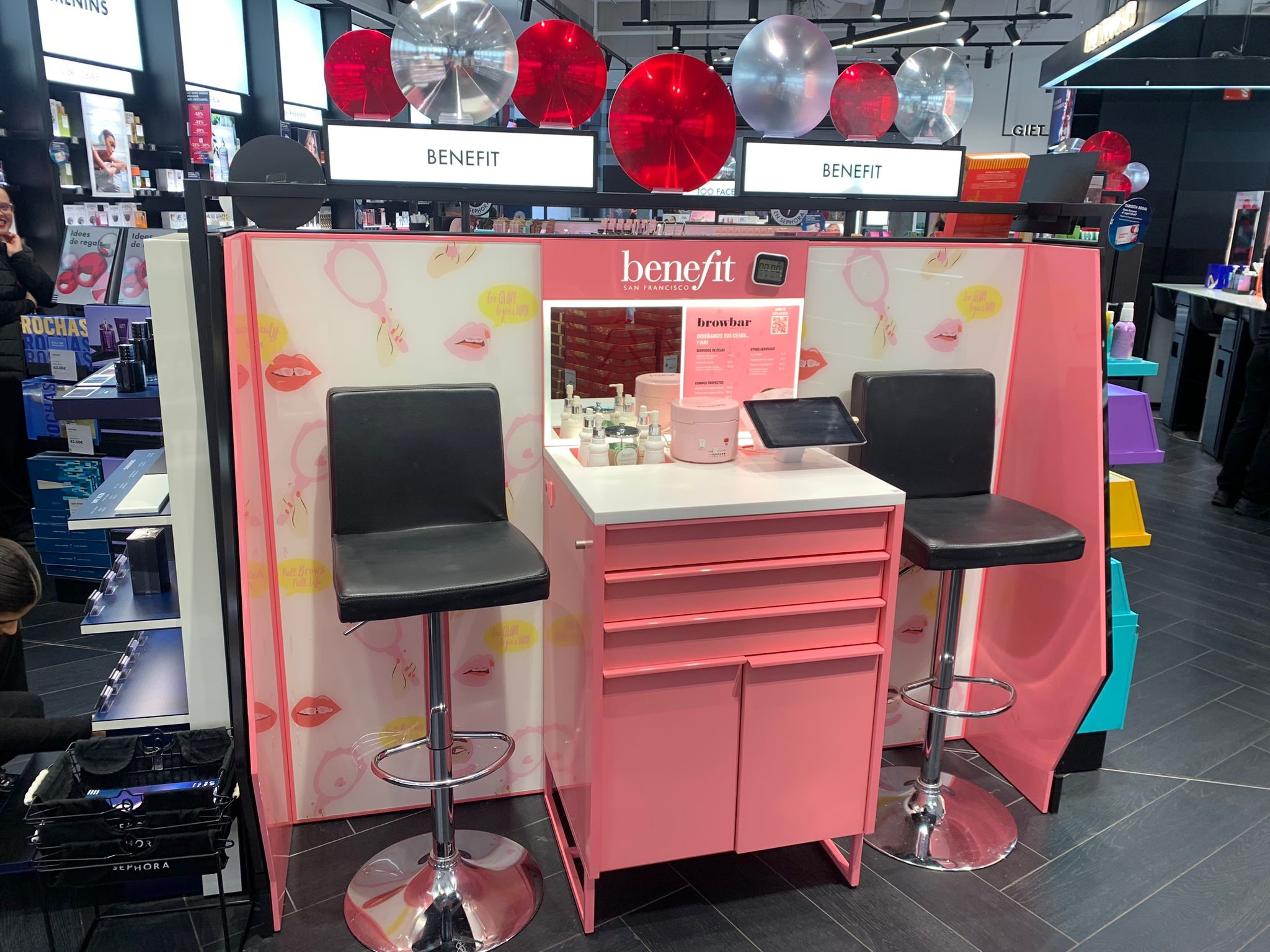 Images Bar de Cejas Benefit Cosmetics