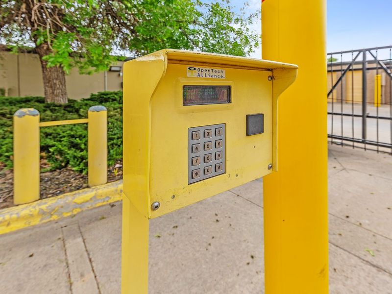3770_Gate 