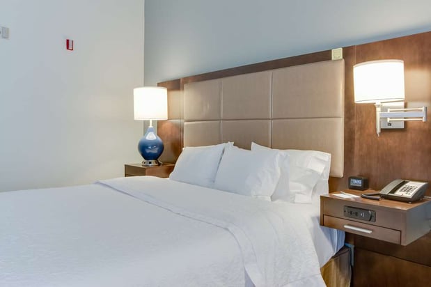 Images Hampton Inn Bellevue / Nashville-I-40 West