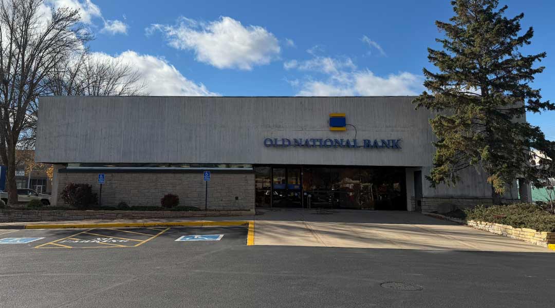 Old National Bank Image