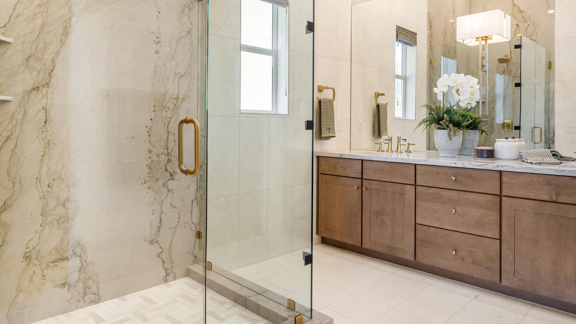 Luxurious primary baths