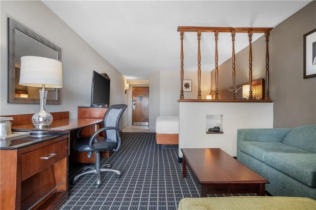 Images SureStay Plus by Best Western Greenwood