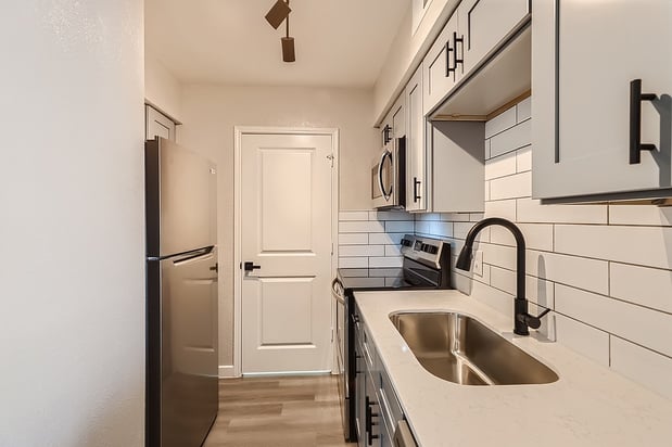 Images Rise at Highland Meadows