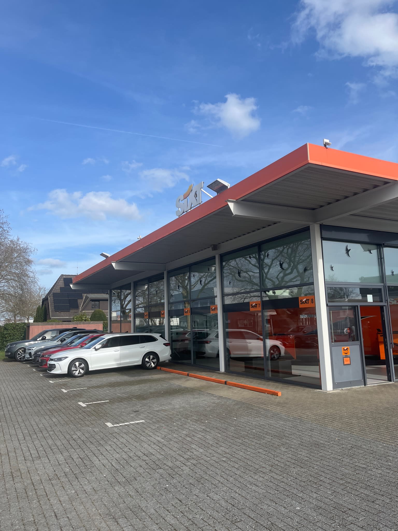 SIXT Autovermietung Mönchengladbach, Lehmkuhlenweg 8 in Mönchengladbach