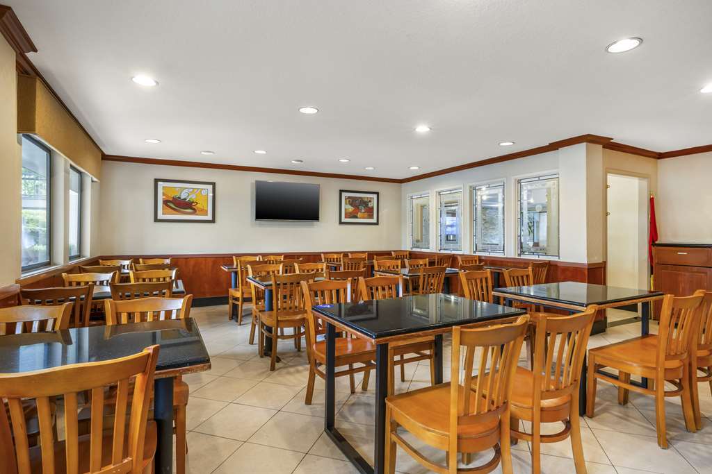 Best Western Plus Orange County Airport North