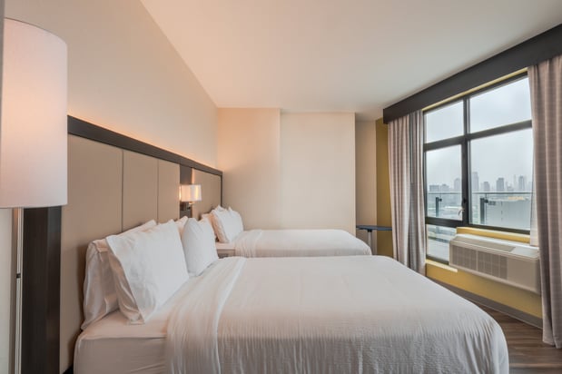 Images Holiday Inn Express Long Island City E - New York by IHG