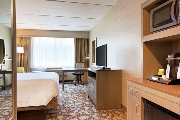 Images Hilton Garden Inn Lenox Pittsfield