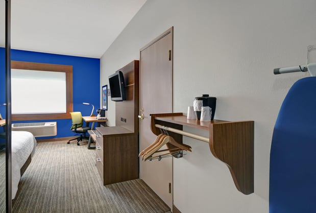Images Holiday Inn Express Adrian by IHG