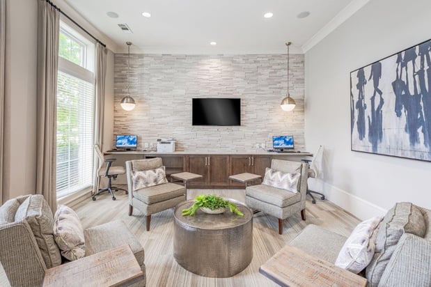 Images Haywood Reserve Apartment Homes