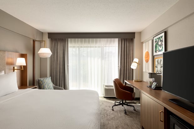 Images Holiday Inn Virginia Beach - Norfolk by IHG