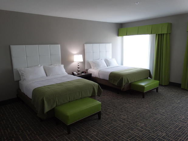 Images Holiday Inn Covington, an IHG Hotel