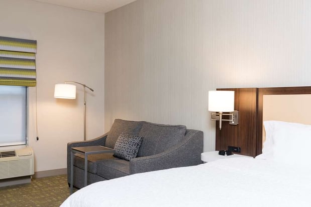 Images Hampton Inn & Suites East Lansing/Okemos