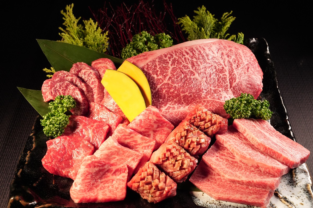Images 炭火焼肉　月和