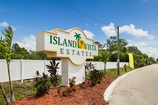 Images Island Vista Estates