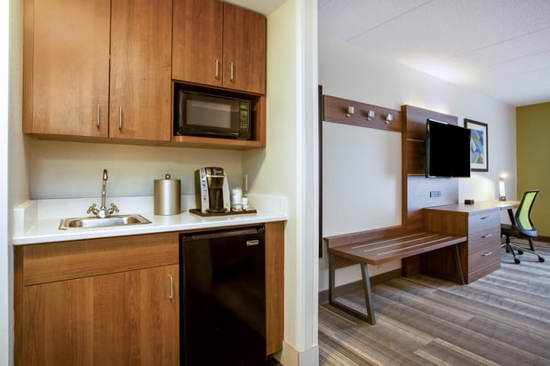 Images Holiday Inn Express & Suites Fort Wayne by IHG