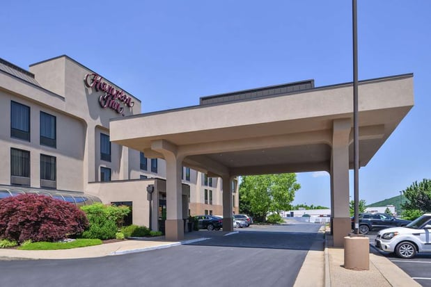 Images Hampton Inn Staunton
