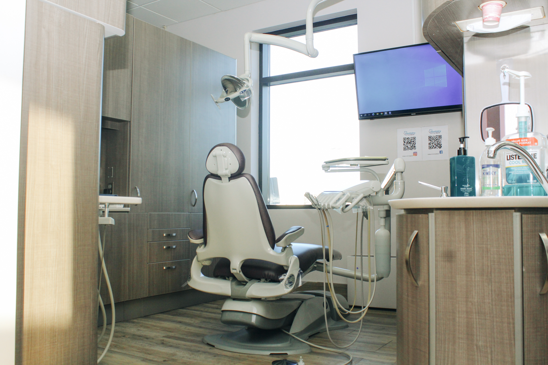 Images Dentistry on Bank