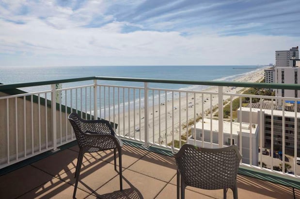 Images Hampton Inn & Suites Myrtle Beach/Oceanfront
