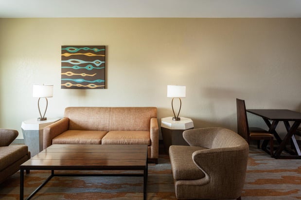 Images Holiday Inn San Antonio Seaworld by IHG