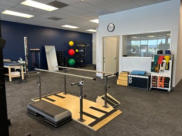 Images Spine & Sport Physical Therapy - North Oceanside