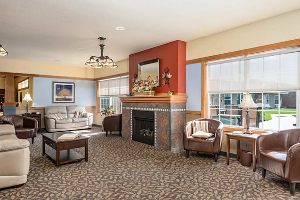 Images Windsor Manor Indianola