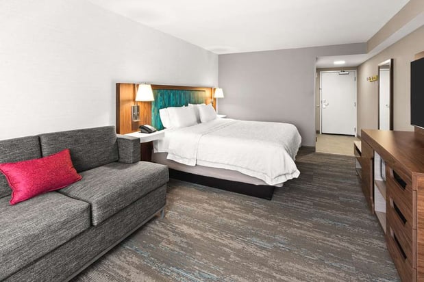 Images Hampton Inn Seekonk