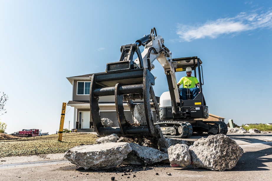 Bobcat Construction Equipment Three Tine Grapple Bobcat of Lima Bellefontaine (937)595-5050