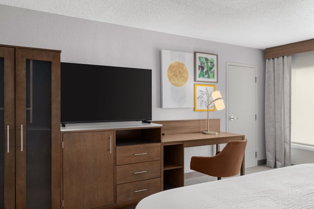 Images Holiday Inn Coralville - Iowa City by IHG