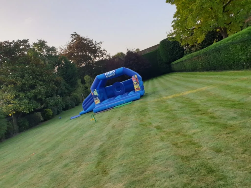 Images Top Banana Bouncy Castles