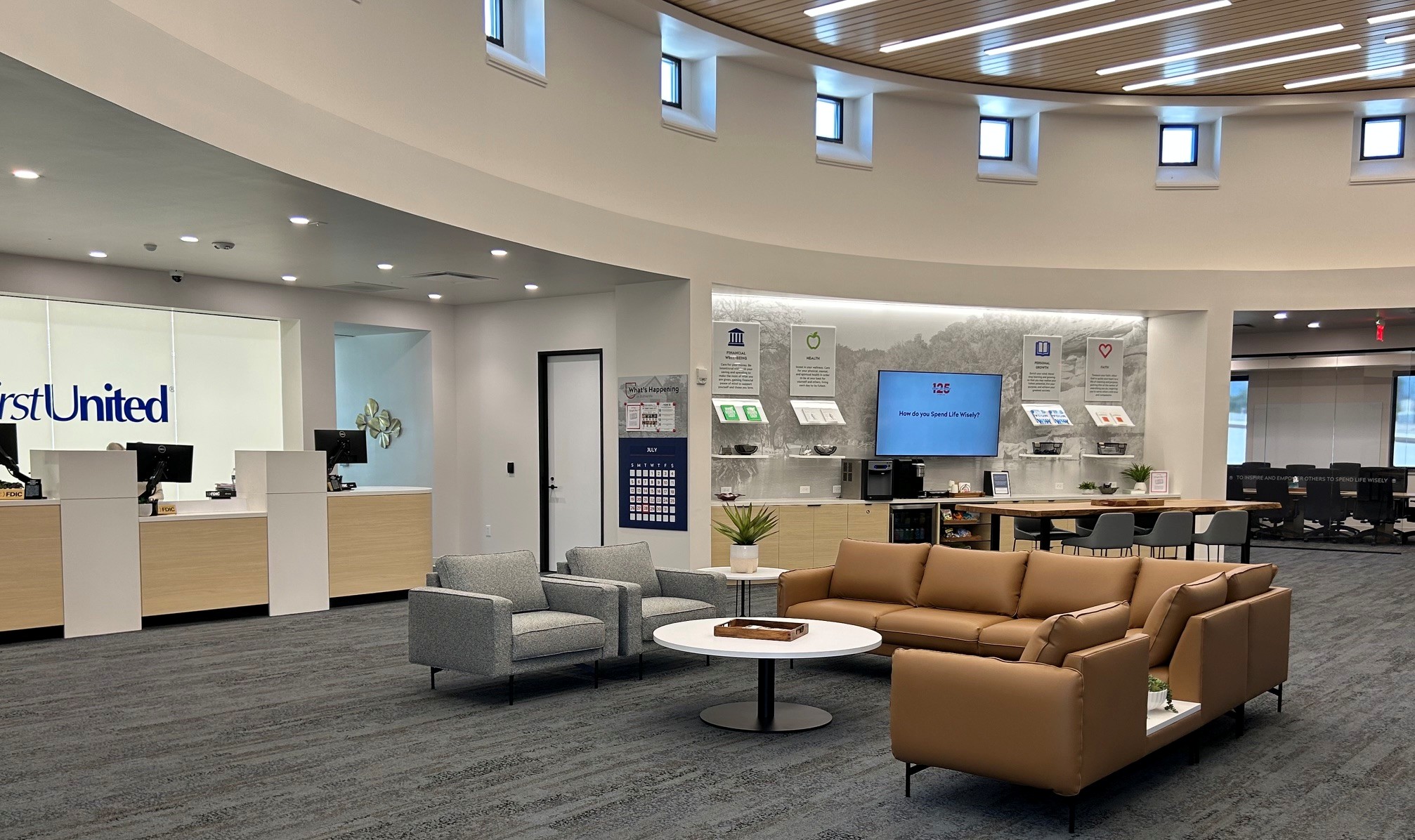 First United Bank - Bulverde - interior lobby