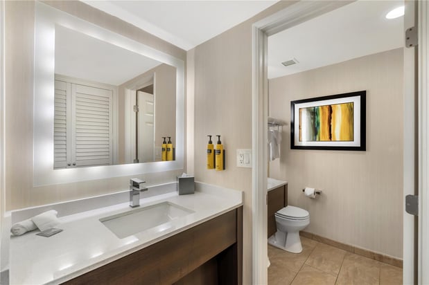 Images Best Western Plus Carriage Inn