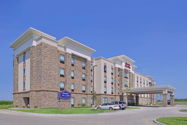 Images Hampton Inn & Suites Altoona-Des Moines
