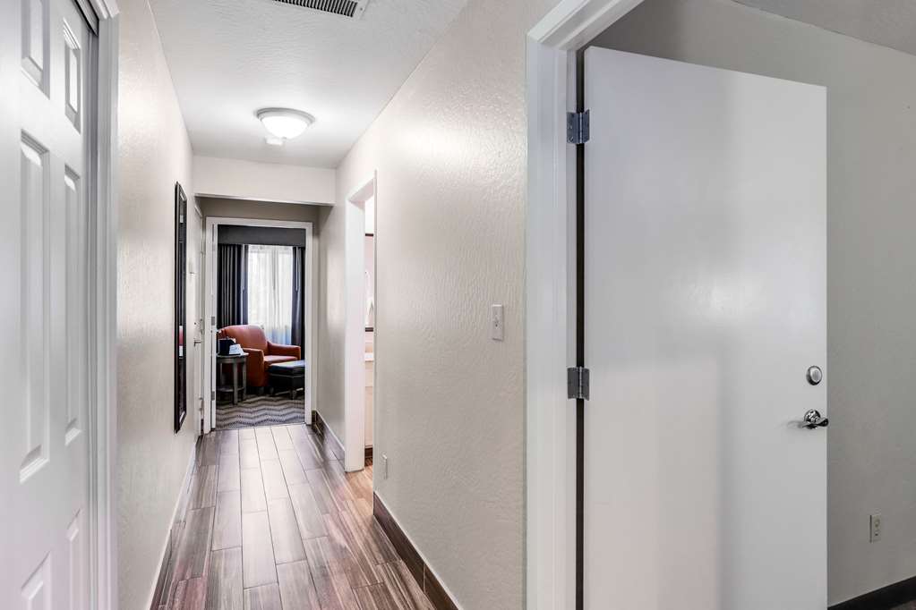 King Queen Suite