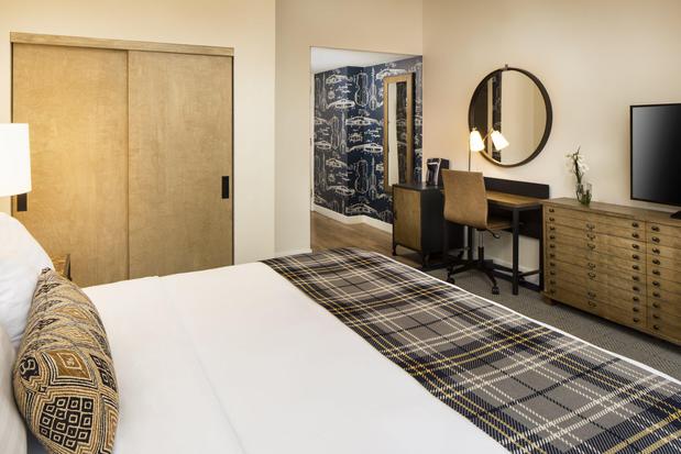 Images Hotel Indigo Boston Garden by IHG