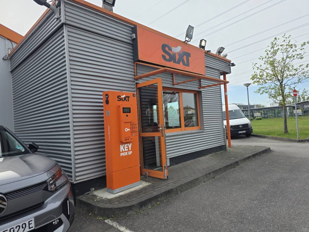 SIXT Mietwagen & Transporter mieten Köln Porz/Gremberghoven, Ettore-Bugatti-Str. 2 in Köln