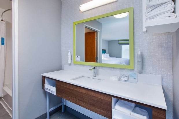 Images Hampton Inn Detroit/Utica-Shelby Township