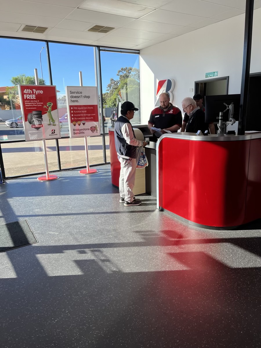 Images Bridgestone Select Tyre & Auto Salisbury