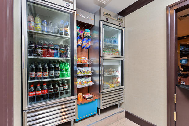 Images Staybridge Suites Ofallon Chesterfield by IHG