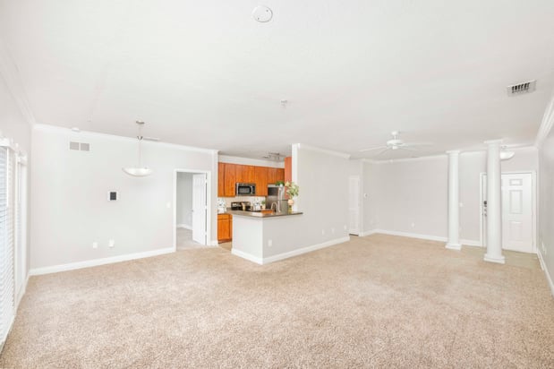 Images MAA Town Center