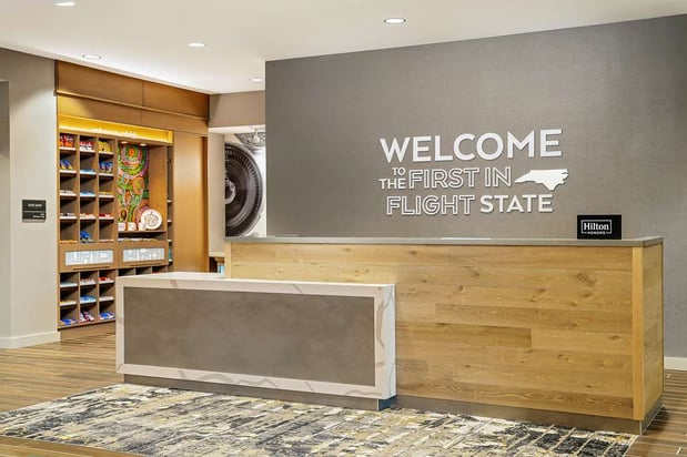 Images Hampton Inn & Suites Raleigh Midtown