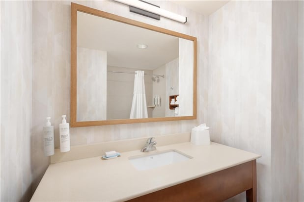 Images Hampton Inn Cleveland