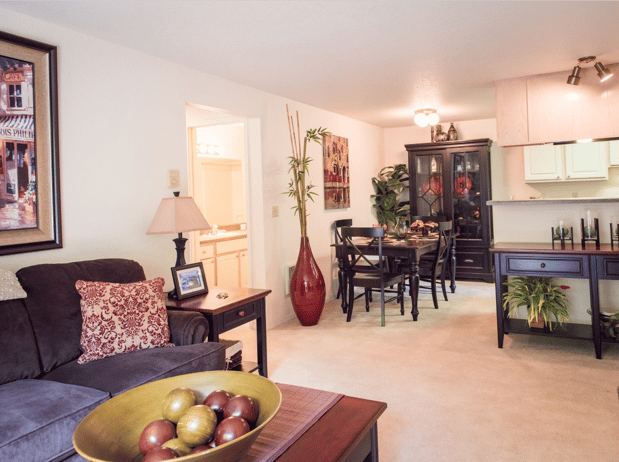 Images King's Court Apartments