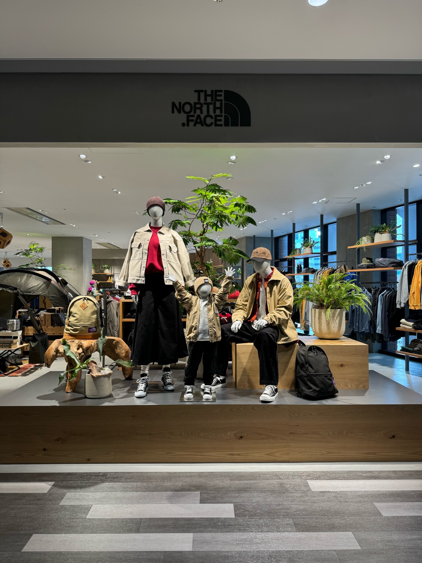 Images THE NORTH FACE+ (ザ・ノース・フェイス プラス) アミュプラザ長崎