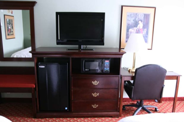 Images Hampton Inn Hillsville