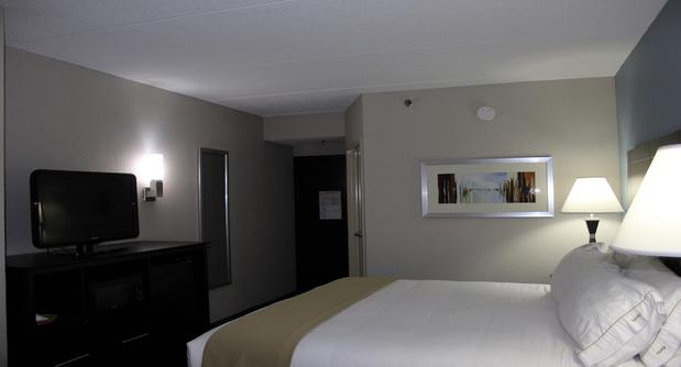 Images Holiday Inn Express Forsyth, an IHG Hotel