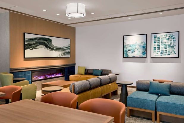 Images Hilton Garden Inn LAX Los Angeles Airport